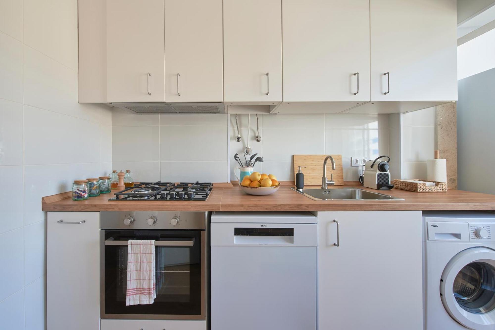 Sunset Bay View, Renovated Apt, By Timecooler Сетубал Экстерьер фото
